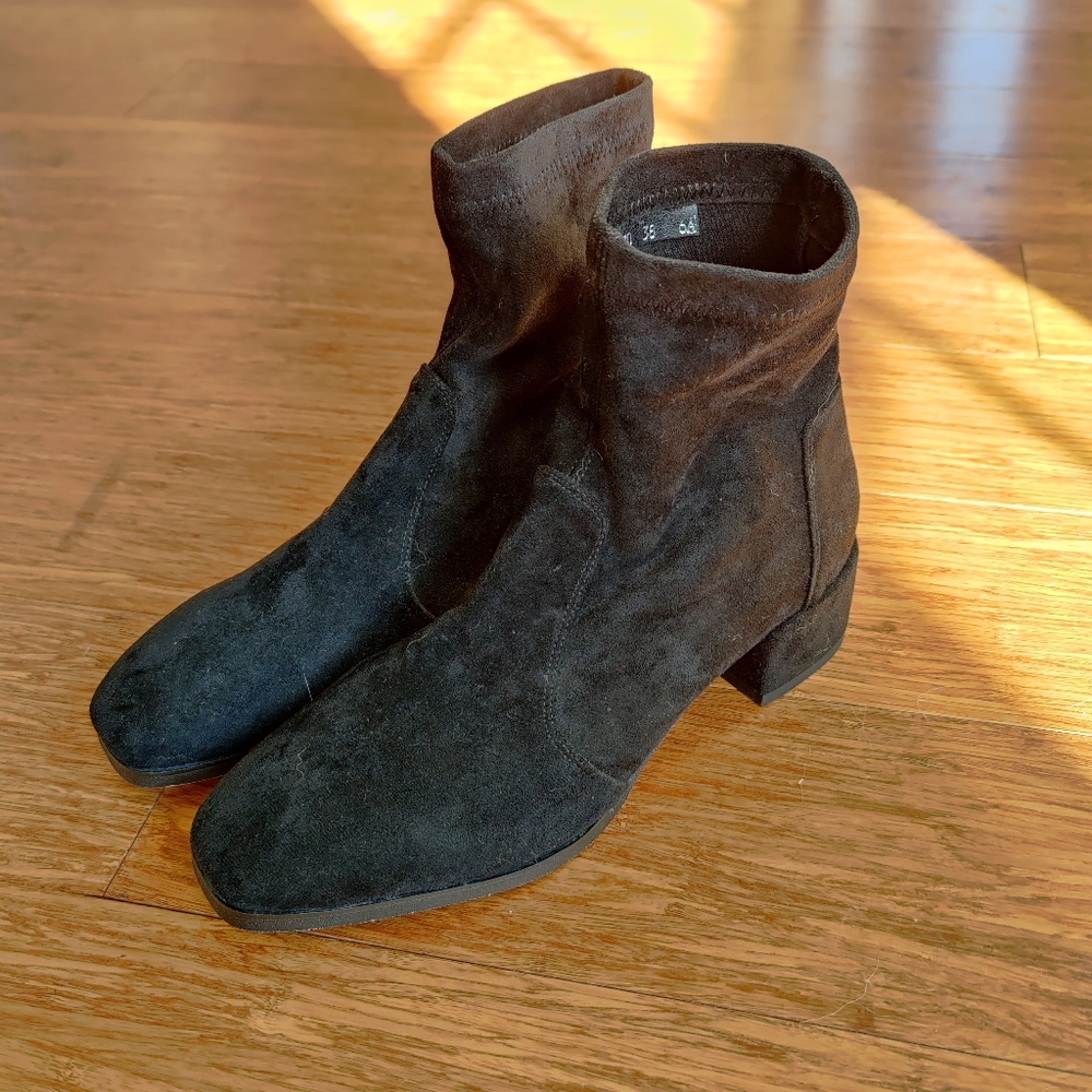 Suede ankle boots